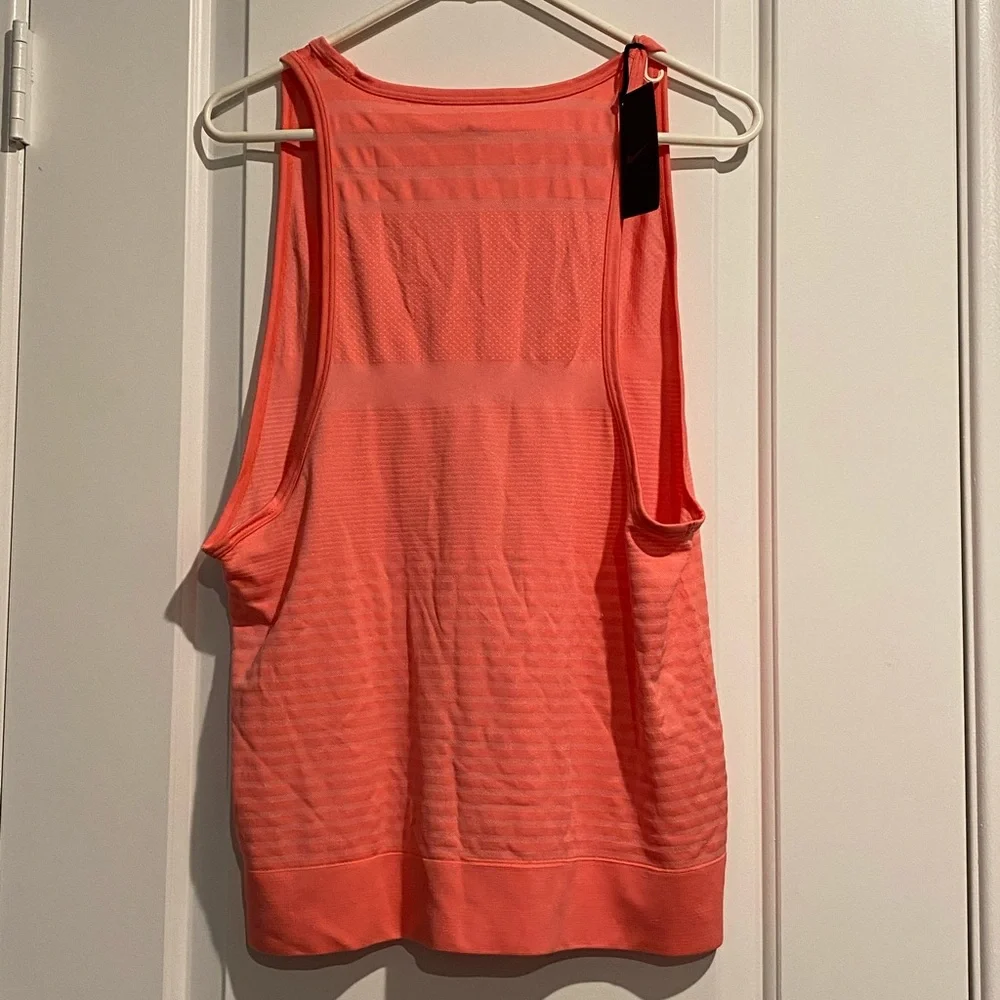 Nike Orange work out tank top NWT